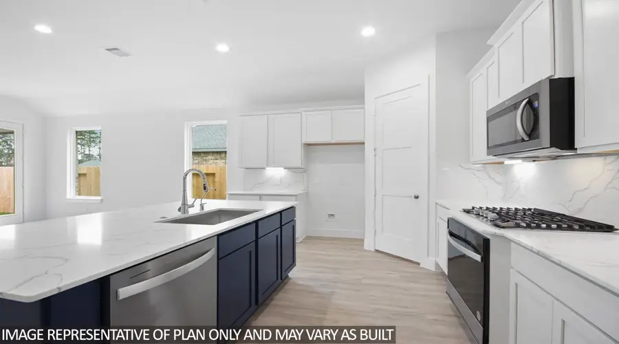 41030 Riverside Meadows Drive, Magnolia, TX 77354 - Image #2