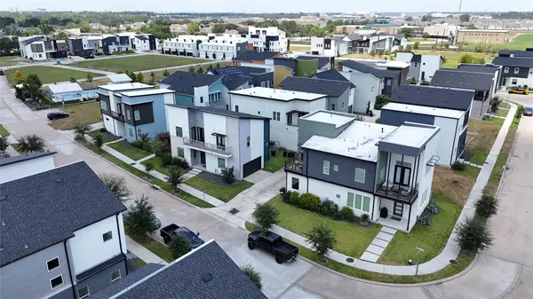 9805 Hope Harbor Lane, Houston, TX 77080