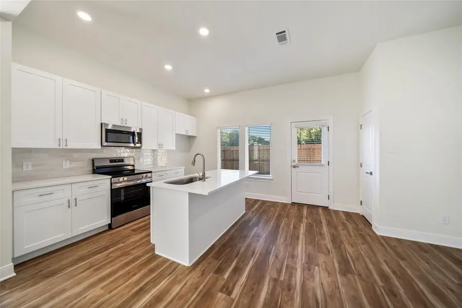 412 W Marlin Street, Willis, TX 77378 - #3