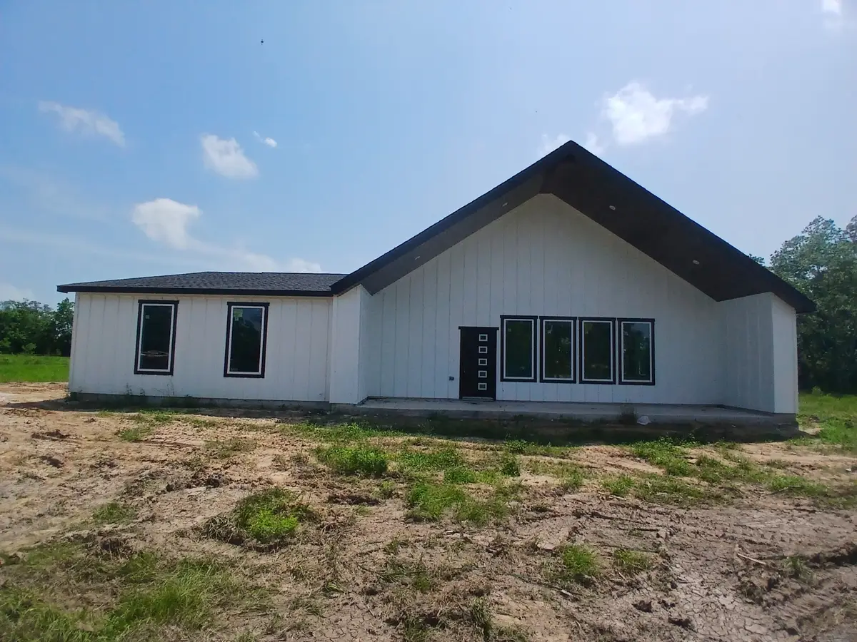 33372 W Fm 1301, West Columbia, TX 77486 - #1