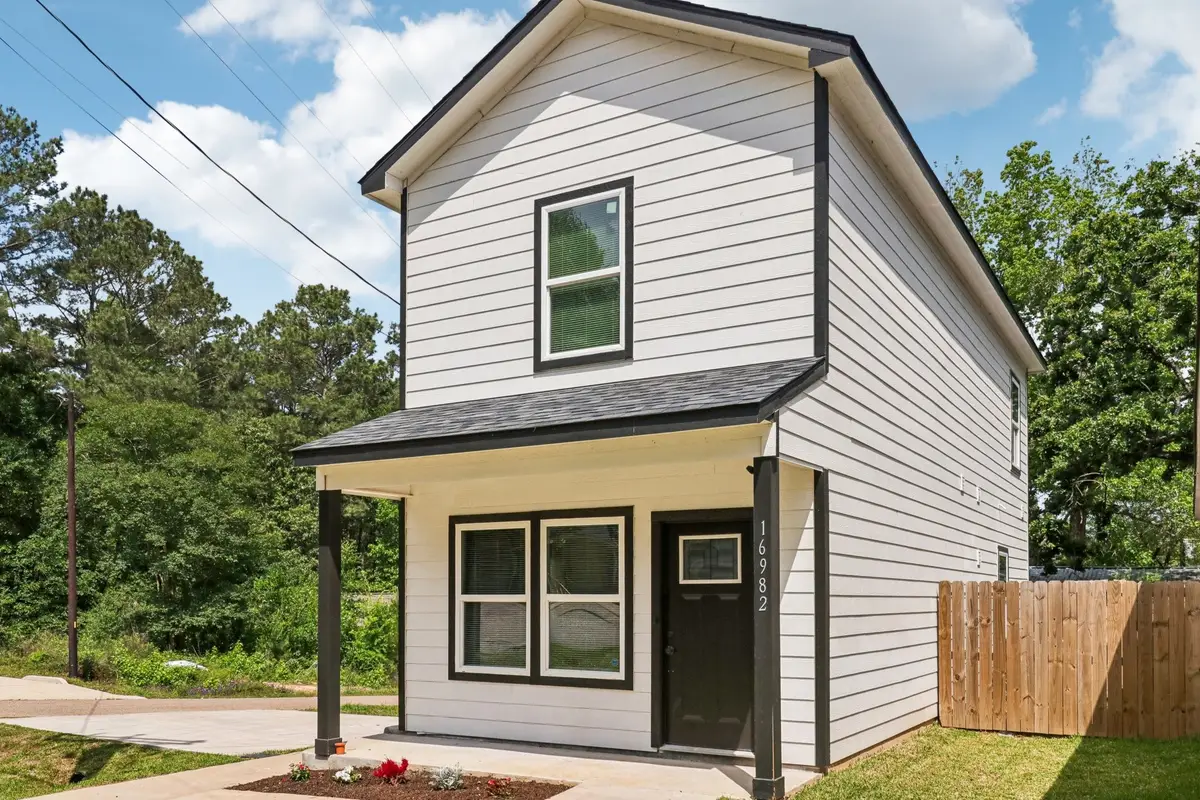 16982 W Lynbrook, Montgomery, TX 77316 - #1