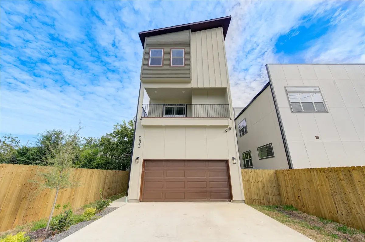 933 E 40 1/2 St Street, Houston, TX 77022 - Image #1