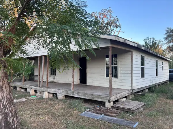507 King Street, Cuero, TX 77954