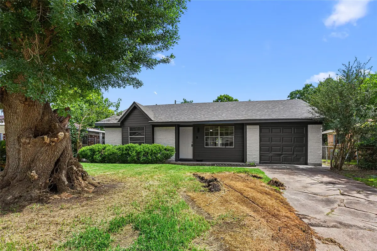 3110 Brisbane Street, Houston, TX 77051 - #1