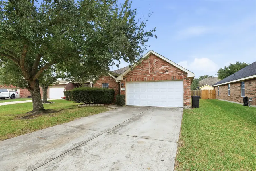 9815 Wedgeford Court, Houston, TX 77044 - Image #2