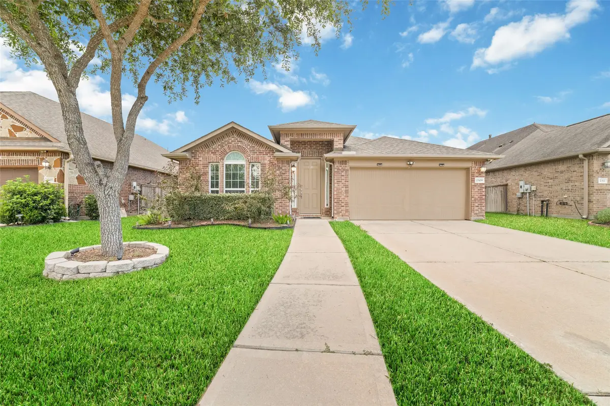 2309 Newton Branch Lane, Pearland, TX 77089 - #1