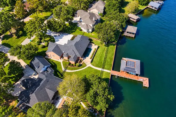 9354 Escondido Drive, Willis, TX 77318