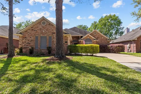 123 Island Breeze Circle, League City, TX 77573