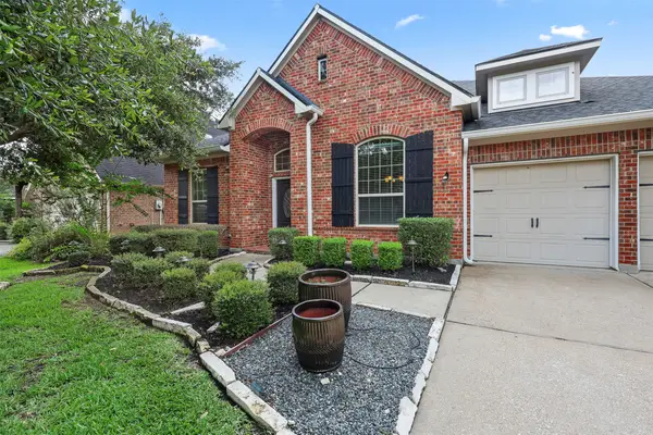 2902 Red Maple Drive, Katy, TX 77494