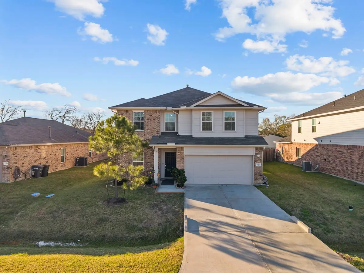 7318 Parkview Drive, Hitchcock, TX 77563 - Image #1