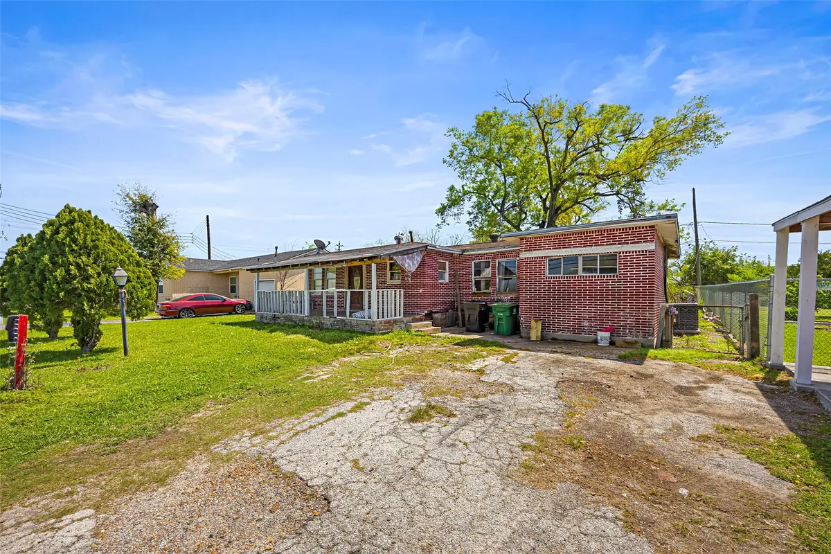 13338 Vicksburg Street, Houston, TX 77015 - #1