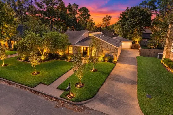 2214 Lakeville Drive, Kingwood, TX 77339