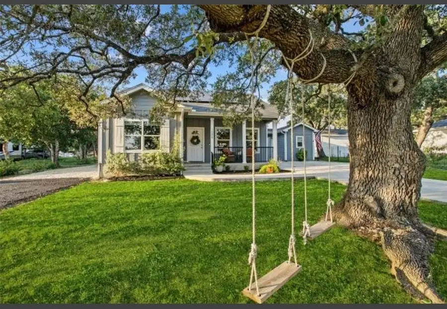 1006 12th Street, Blanco, TX 78606 - #3