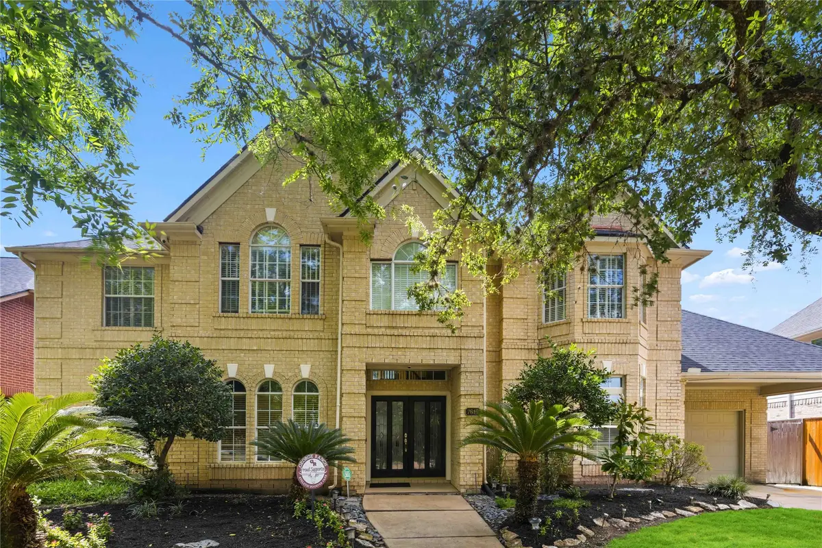 7610 Guinevere Drive, Sugar Land, TX 77479 - #1