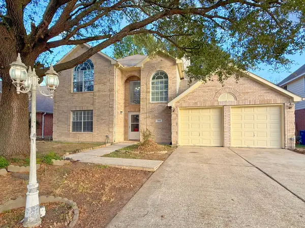 7506 Broken Arrow Street, Baytown, TX 77521