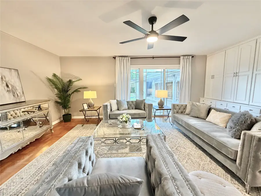 4027 Martinshire Drive, Houston, TX 77025 - #2