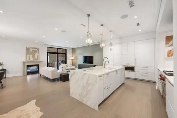 6017 Memorial Drive #305, Houston, TX 77007