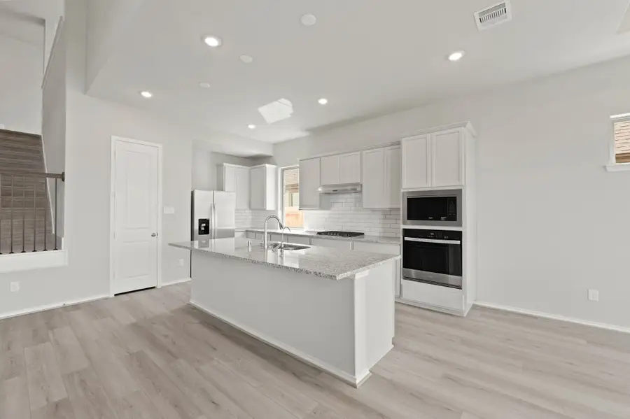 28829 Crockett Gardens Drive, New Caney, TX 77357 - Image #3