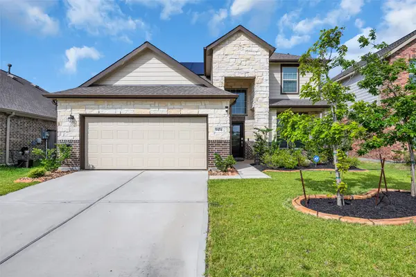 9454 Brookwood Bend Drive, Baytown, TX 77521