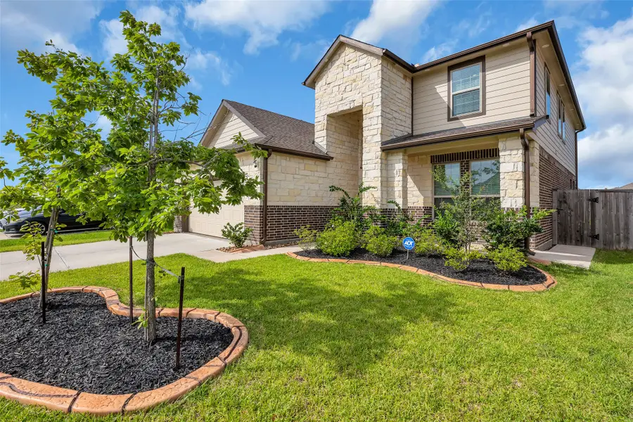 9454 Brookwood Bend Drive, Baytown, TX 77521 - #2