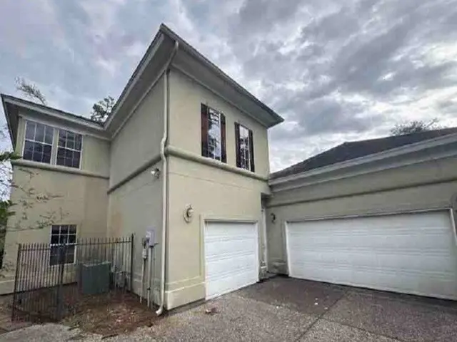 46 Kingwood Greens Drive, Humble, TX 77339 - Image #2