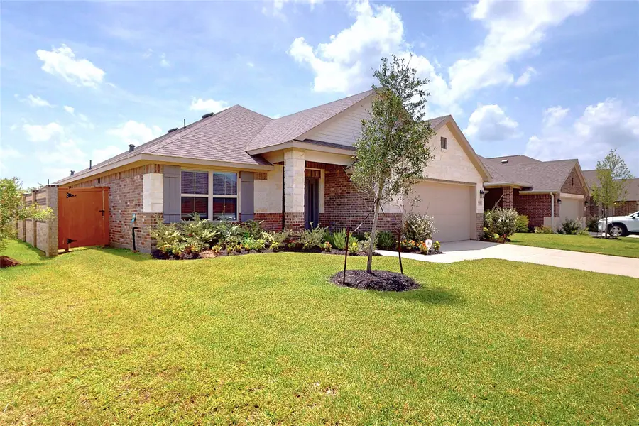 19934 Sienna Green Drive, Hockley, TX 77447 - Image #2