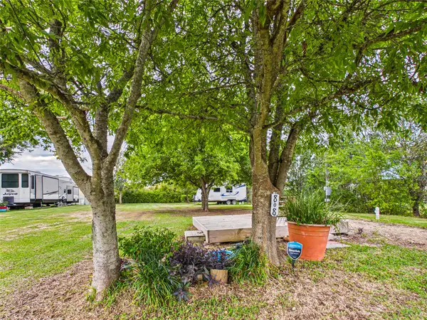 808 15th Street, Dickinson, TX 77539