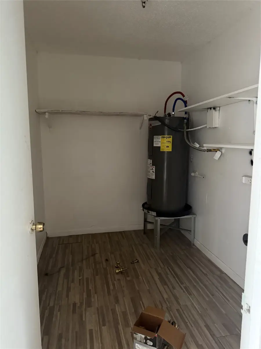 610 County Road 157, Alvin, TX 77511 - Image #2