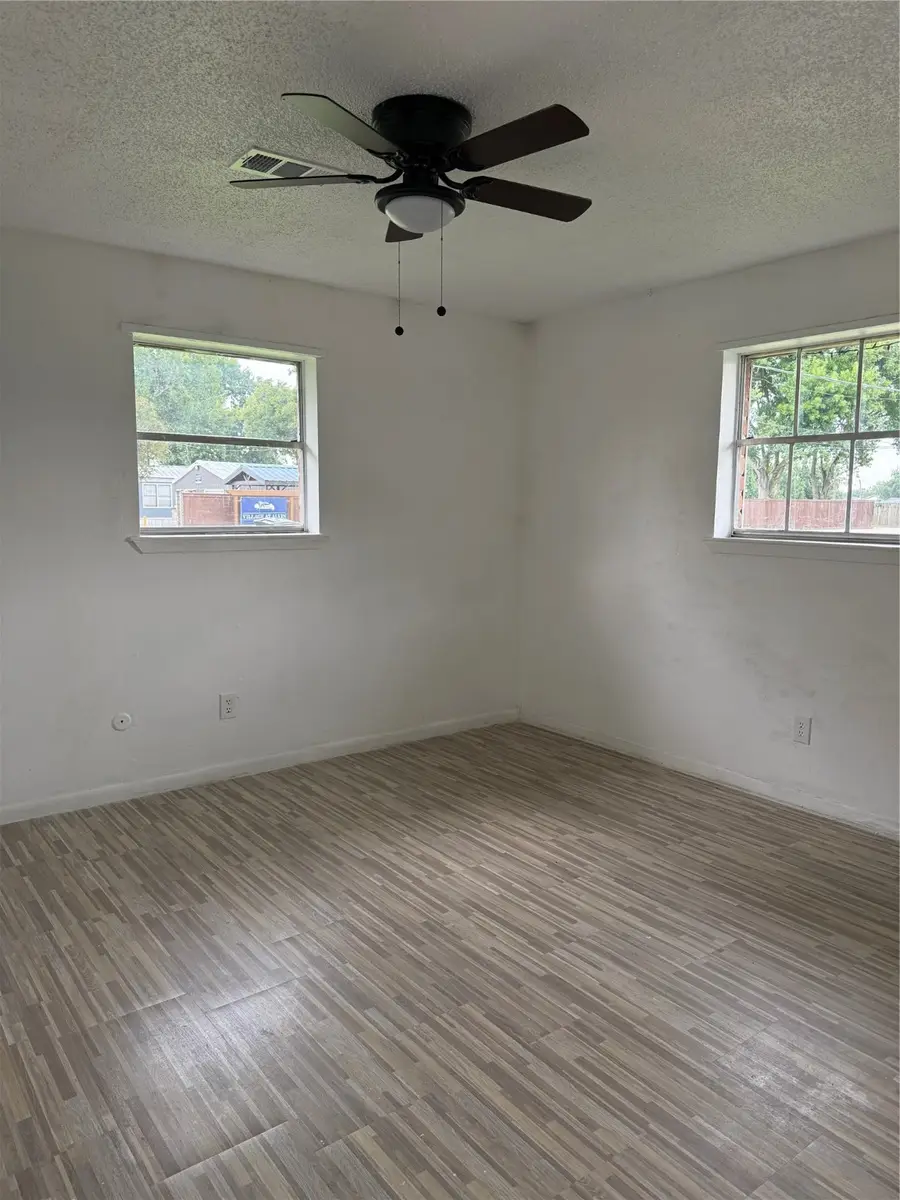 610 County Road 157, Alvin, TX 77511 - Image #3