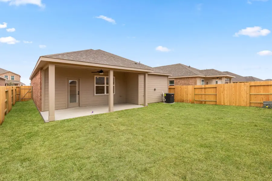 910 Whispering Winds Drive, Beasley, TX 77417 - #2