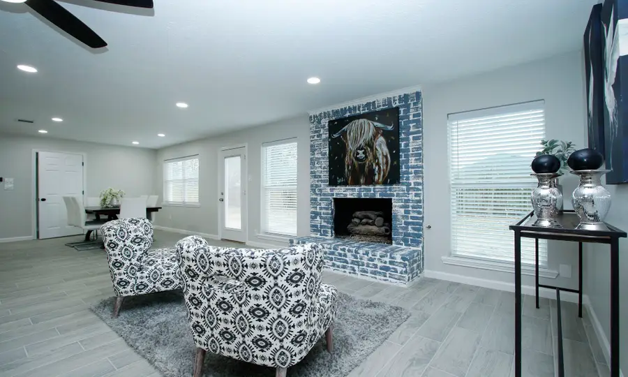 25607 Pecan Valley Circle, Spring, TX 77380 - Image #3