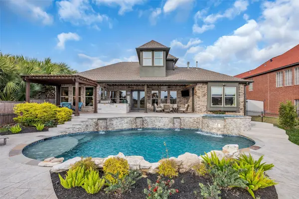 11572 Grand Pine Drive, Montgomery, TX 77356