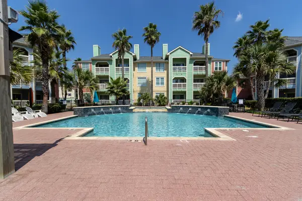 7000 Seawall Boulevard #833, Galveston, TX 77551