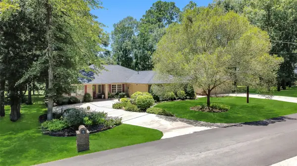 35 Blush Hill Drive, Conroe, TX 77304