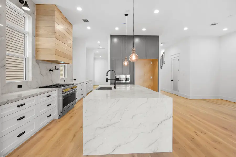 1524 Nicholson St, Houston, TX 77008 - #3