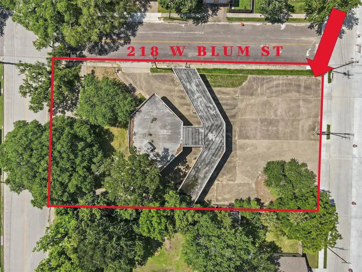 218 W Blum Street, Alvin, TX 77511 - #1