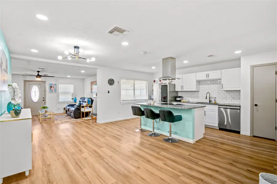 3238 Knotty Oaks Trail, Houston, TX 77045 - Image #3