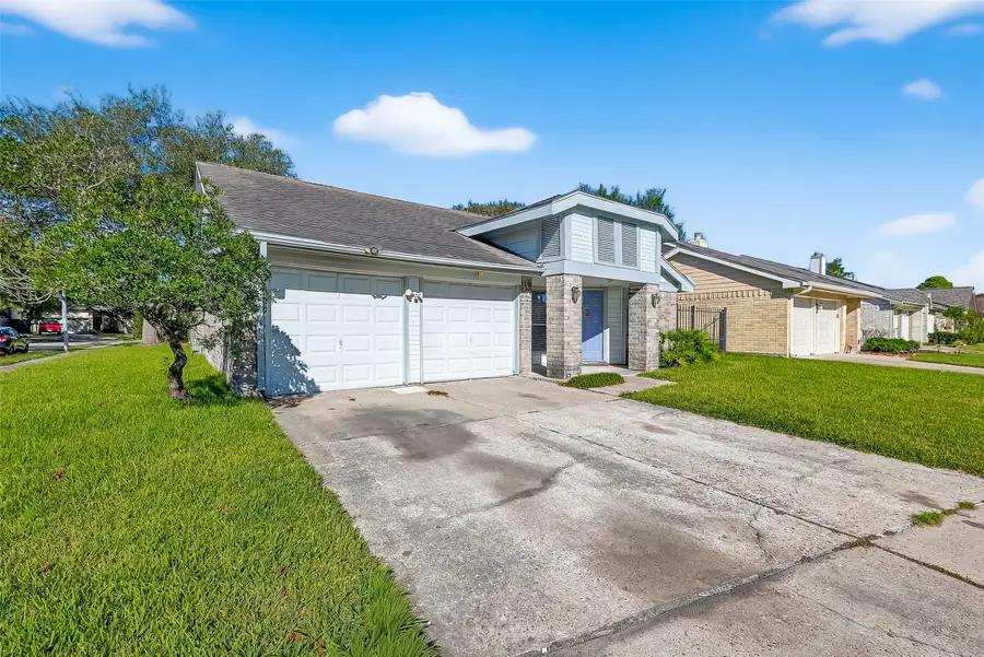 2238 Sentinal Oaks Street, Sugar Land, TX 77478 - Image #2