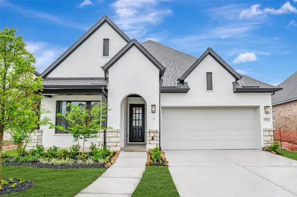 7042 Salt Dome Drive, League City, TX 77546