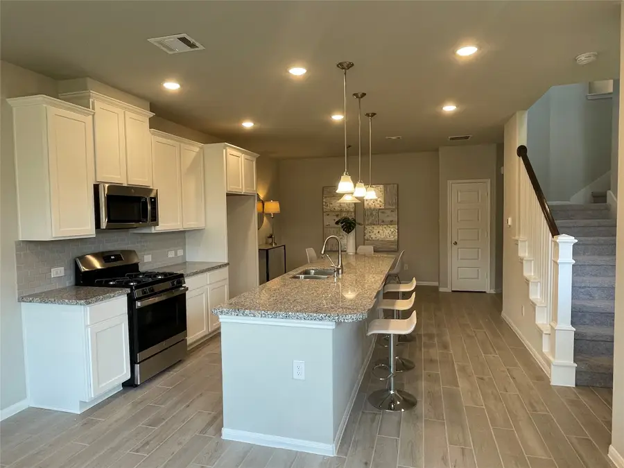 7407 Hinsdale Drive, Pasadena, TX 77505 - #3