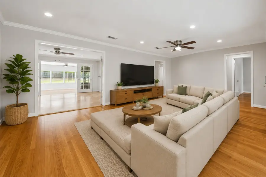8511 Bluegate Street, Houston, TX 77025 - #2