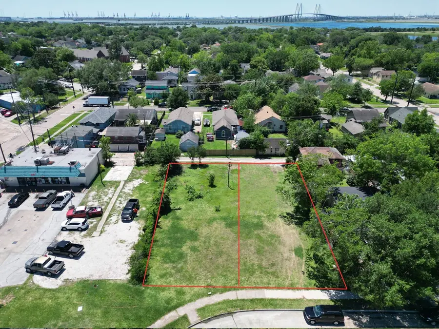 3107 Wisconsin Street, Baytown, TX 77520 - #2