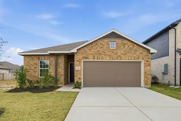 1926 Middle Pass Lane, Angleton, TX 77515