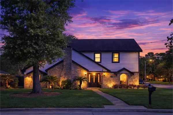 15302 Falling Creek Drive, Houston, TX 77068