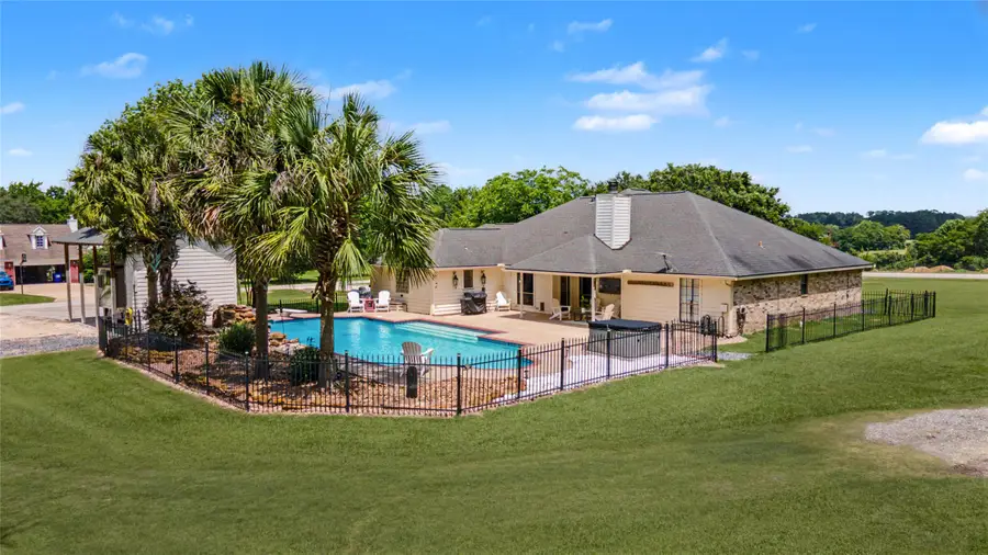 16558 Green Meadow Loop, Willis, TX 77318 - #2