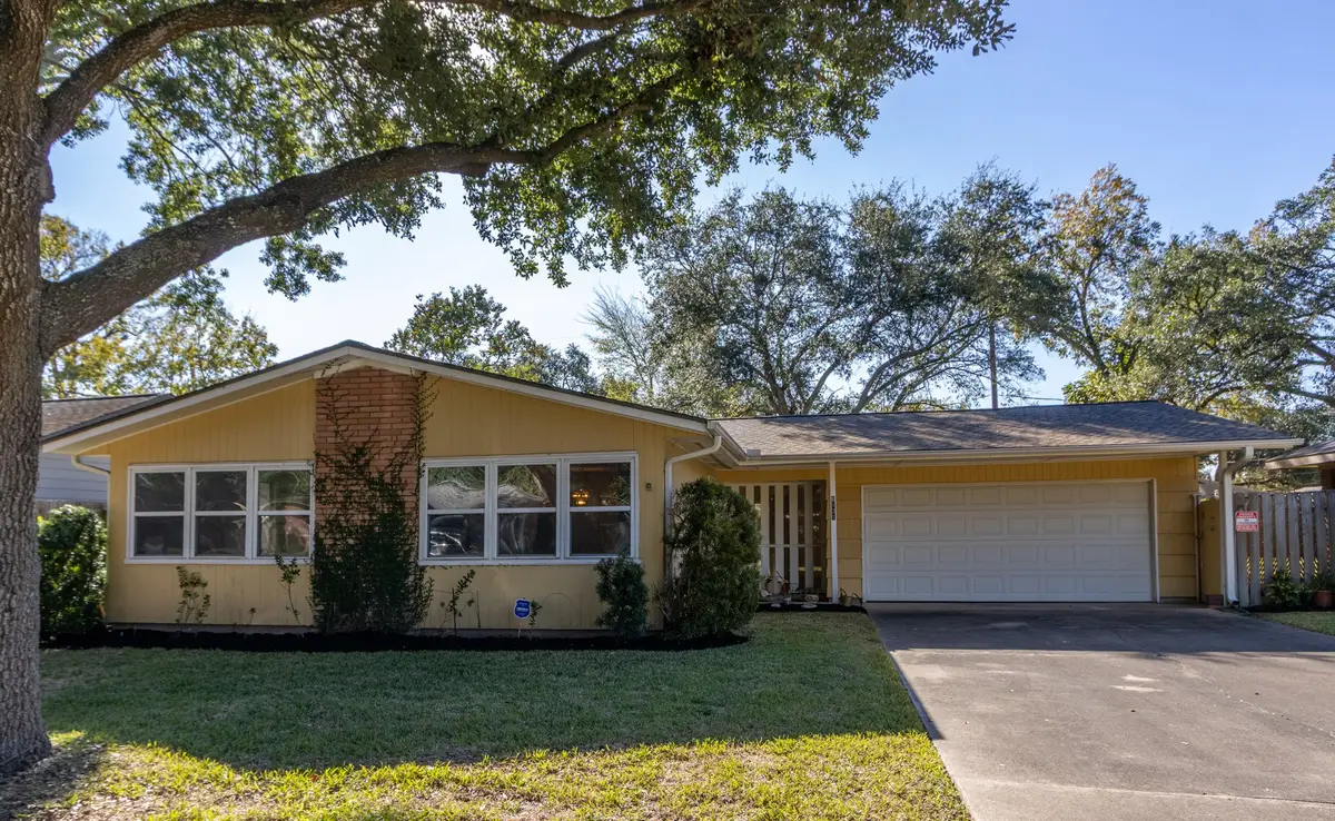 6131 Darnell Street, Houston, TX 77074 - Image #1