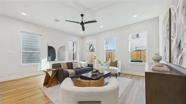 5027 Golden Forest Drive #C, Houston, TX 77091