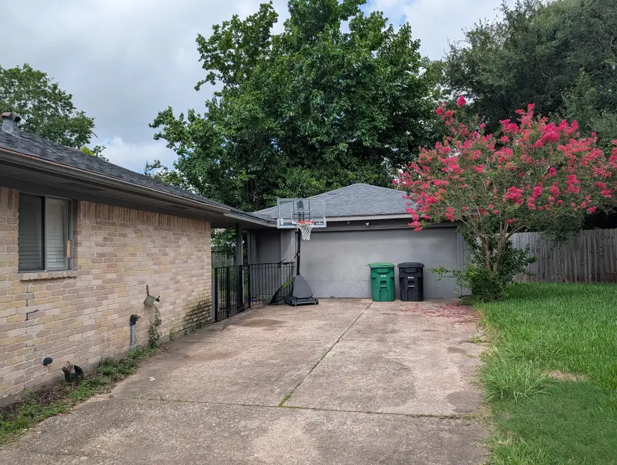 9915 Vera Jean Court, Houston, TX 77088 - #3
