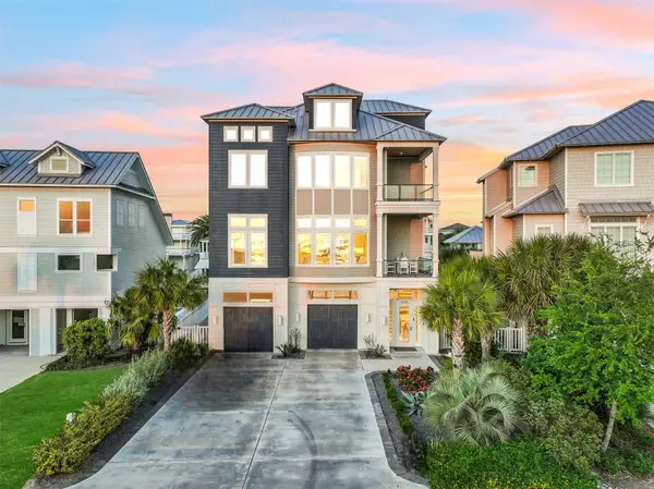3430 Treasure Circle, Galveston, TX 77554