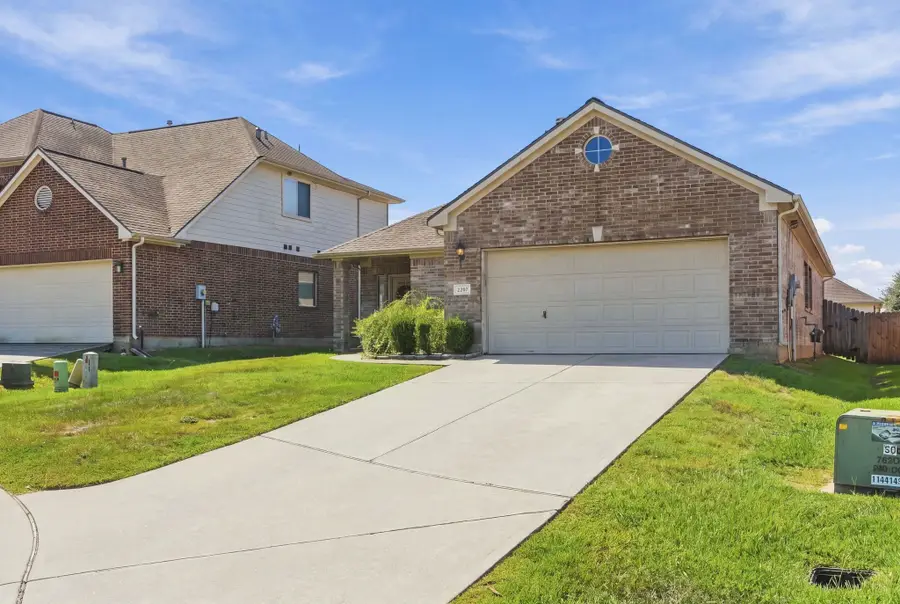2207 Tarrytown Crossing Drive, Conroe, TX 77304 - #2